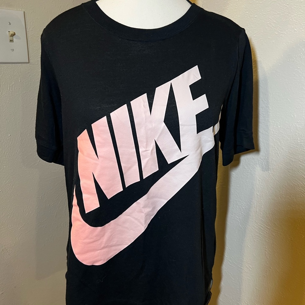 Nike shirt! Like new!